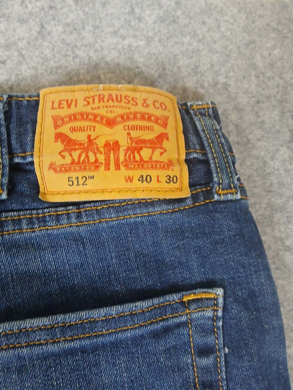 Levi's 512 Slim Taper Jeans Size 40x30 - Picture 3 of 9